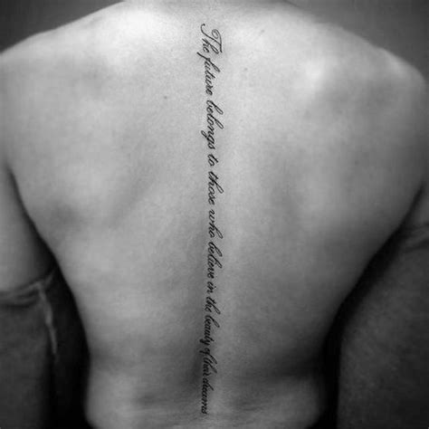 tatuaje frase columna hombre|Las 10 mejores ideas e inspiración sobre tatuaje en la columna。